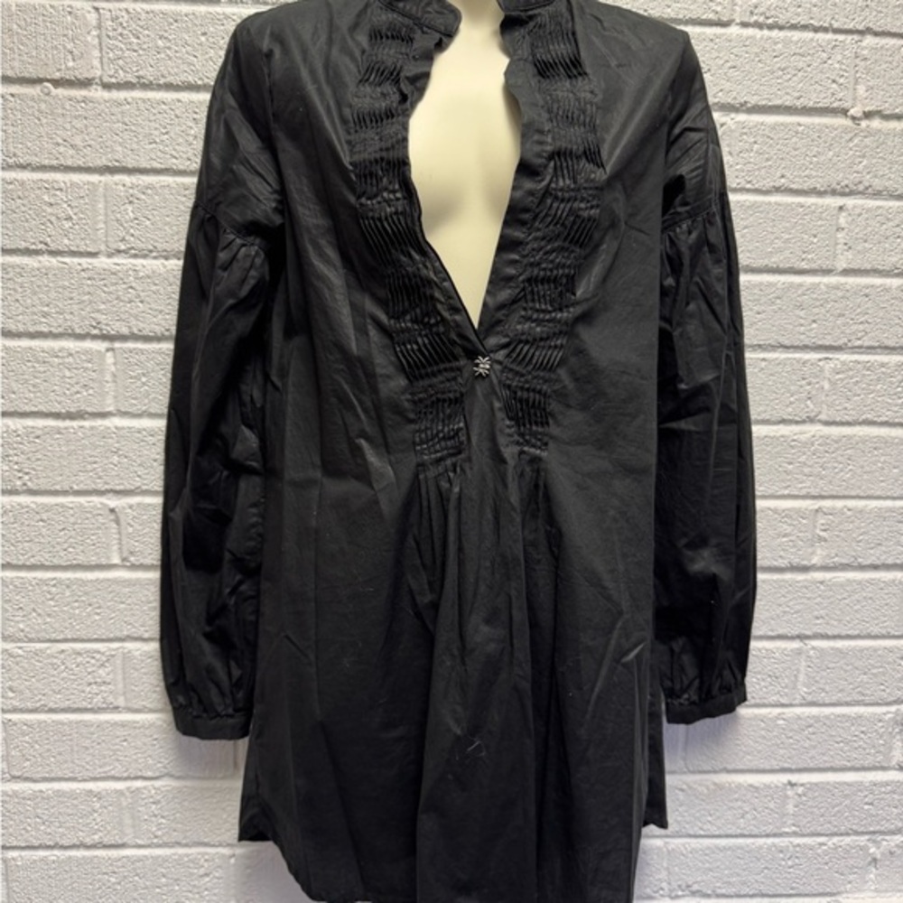 Black Bishop Sleeve Ruffled Tunic RAER size 6
